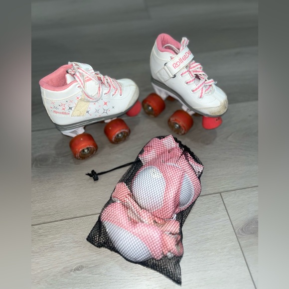 Other - Roller Derby Girl Roller Skates Pink and White
